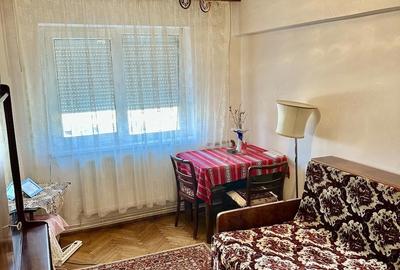 Apartament cu 3 camere decomandat în Central - 3