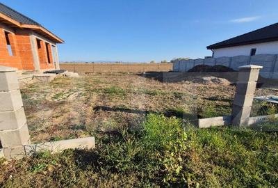 Casa la rosu, 4 camere, 145,31 mp utili, 715 mp teren, zona - 1