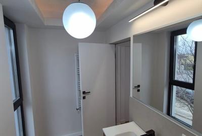 Duplex cu 5 camere cu Canalizare în Palazu Mare - 2