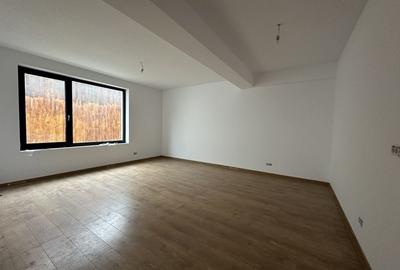 Apartament 3 camere parter cu curte. - 4