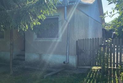 Vand casa cu gradina sat Podeni, Com Corlateni, jud. Botosani - 3