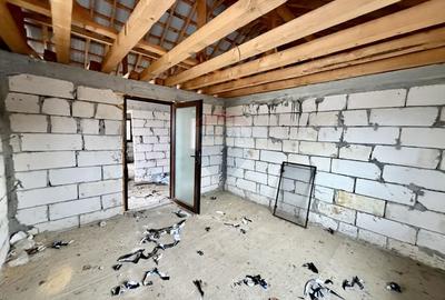 Casă cu 5 camere cu Teren 1218 Mp în Vităneștii de sub Măgură - 22