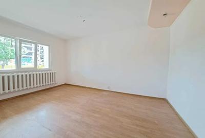 Apartament cu o camera decomandat, zona Frumoasa - 3