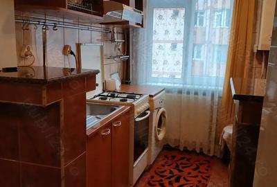 Inchiriez apartament cu doua camere - 2