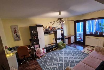 Apartament cu 3 camere decomandat în Central - 7