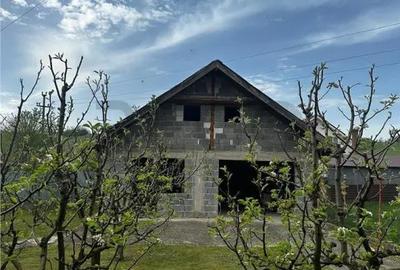 Casă cu 3 camere cu Teren 442 Mp în Beiuș - 4