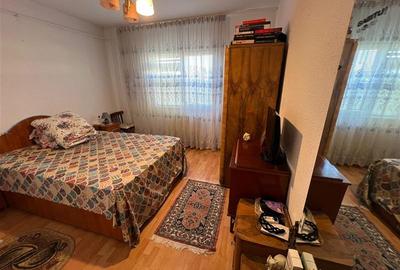 Apartament cu 3 camere decomandat, mobilat în Alexandru cel Bun - 7