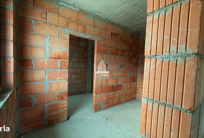 Casă cu 4 camere cu Teren 700 Mp în Ileanda - 2
