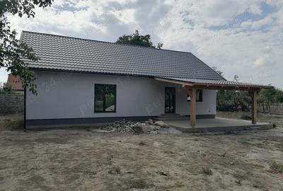 Casă cu 3 camere în Iecea Mică - 4