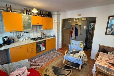 Apartament cu 3 camere semidecomandat în Central - 4