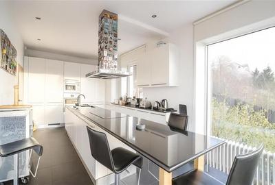 Proprietate iconica,panorama 360,teren 1.600 mp,originalitate volumetrica,Centra - 3