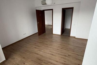 Spațiu comercial, de 103 mp, în Drumul Sării - 4