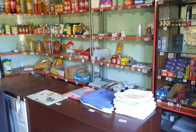 Spațiu comercial, de 60 mp, în Central - 4
