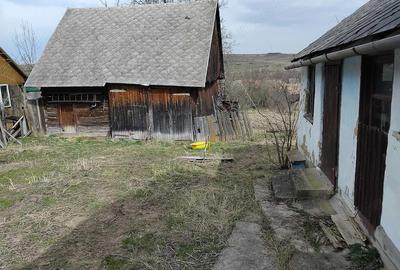 Casă cu 4 camere cu Teren 1452 Mp în Mănăstireni - 2