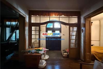 Casă cu 7 camere cu Garaj în Băneasa - 2