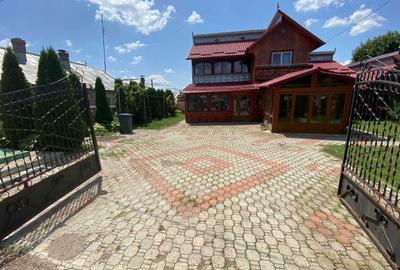 Casă cu 4 camere în Huțani - 1