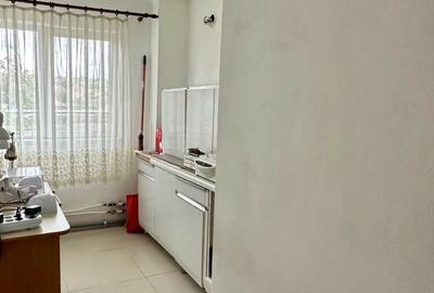 Apartament cu 4 camere semidecomandat în Rogerius - 8