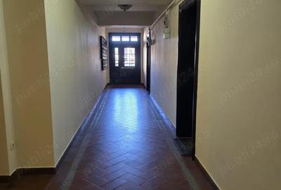 De vanzare apartament cu 2 camere etaj 1 cartier Toscana amenajat loc de parcare in CF - 13
