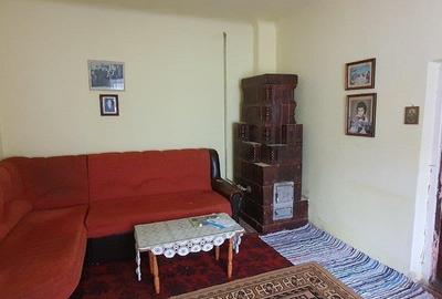 CASA SI TEREN CURTE DE VANZARE IN BARCANESTI LA DN - 4