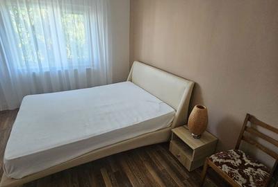 Apartament cu 4 camere decomandat în Central - 1