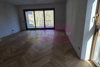 Apartament cu 2 camere semidecomandat în Furnica - 10