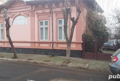 Casă cu 5 camere cu Teren 919 Mp în Hașdeu - 2