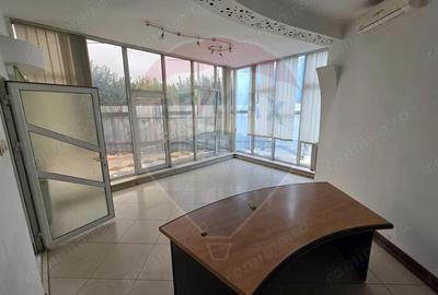 Ansamblu casa de locuit, hala productie ,spatiu de birouri si teren - 5