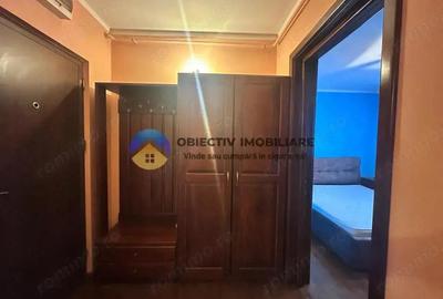 Apartament spa?ios cu 3 camere de vanzare -zona centrala- Piata Stefan cel Mare