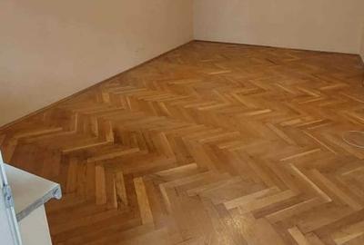 Apartament cu 2 camere decomandat în 1 Decembrie 1918 - 2