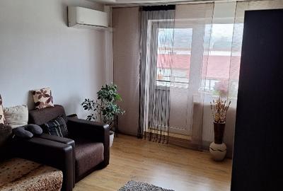 Apartament cu 3 camere decomandat în Central - 3