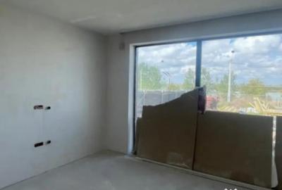 Casă cu 5 camere cu Teren 394 Mp în Agigea - 9