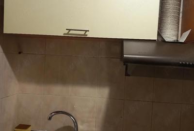 Garsonieră decomandată în CET - 1