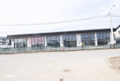 Spațiu comercial, de 160 mp, în Central - 3