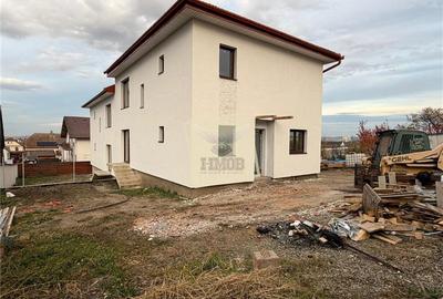 Duplex cu 4 camere cu Canalizare în Șura Mică - 3