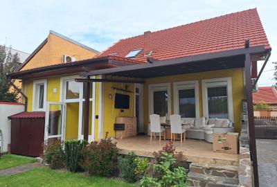 Casa ultracentrala - 7
