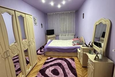 Casă cu 4 camere decomandat cu Teren 420 Mp în Central - 4