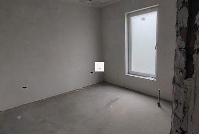 Casă cu 4 camere cu Teren 331 Mp în Crevedia - 3