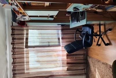 Ap. 3 camere , Piata 1 Mai - 9