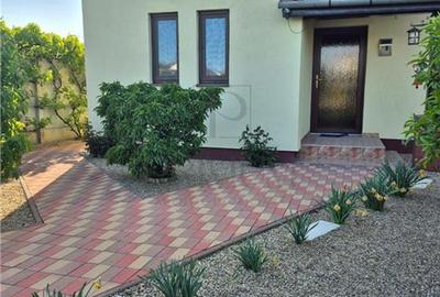 Duplex cu 5 camere cu Canalizare în Moșnița Nouă - 3