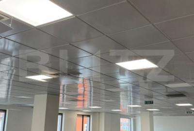 Spațiu comercial, de 500 mp, în Central - 4