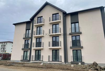 Apartament cu 2 camere decomandat în Tractorul - 1