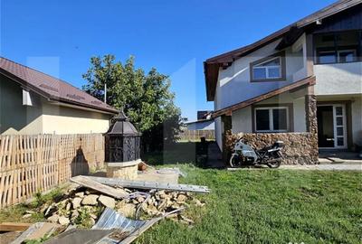 Casă cu 7 camere cu Teren 1200 Mp în Central - 2