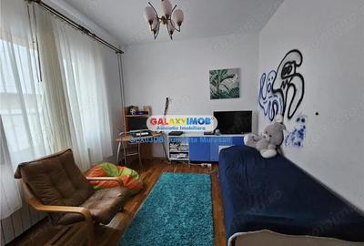 Casă cu 7 camere cu Teren 387 Mp în Central - 12