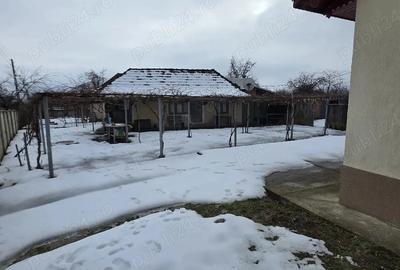 Casă cu 2 camere în Central - 1