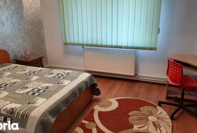 Apartament cu 4 camere decomandat în Central - 7