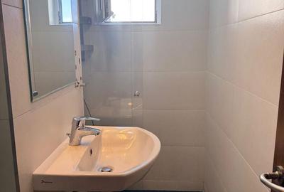 Apartament cu 4 camere decomandat în Pandurilor - 11