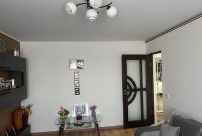 Vanzare apartament 3 camere, decomandat, renovat integral - 11