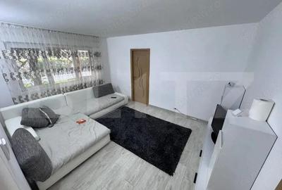 Apartament de vanzare, 2 camere, 45 mp, zona Micro 11 - 1