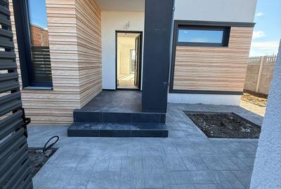 <Casa individuala parter> 4 camere 2 bai 371 mp teren - 2