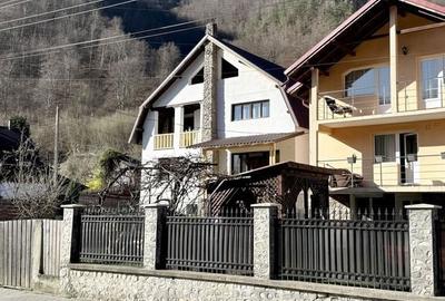 Casă cu 5 camere cu Teren 388 Mp în Malaia - 14